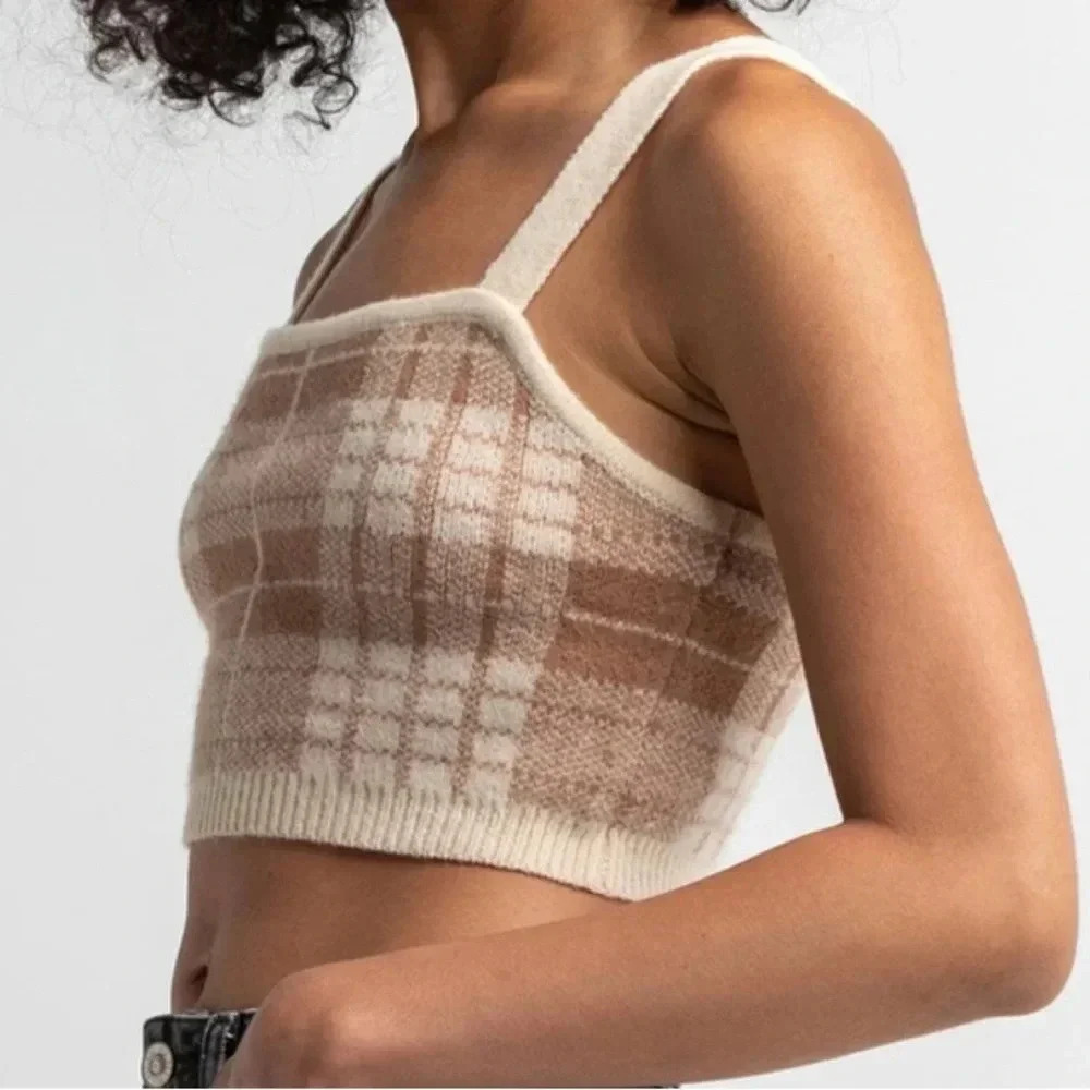 FULL TILT crop top - Picture 3 of 8